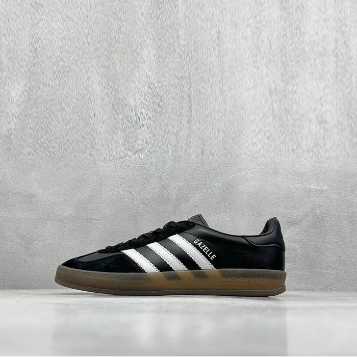 アディダスユニセックスガゼルスニーカーs1713