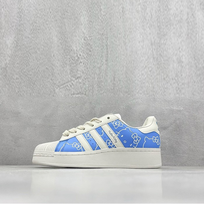 アディダスレディーススーパースタースニーカーs1715