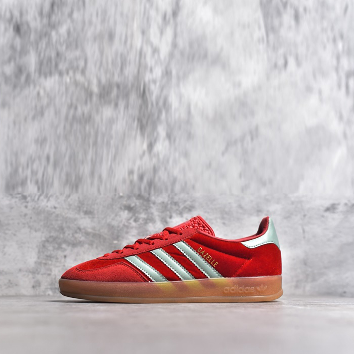 アディダスユニセックスサンバスニーカーs1755