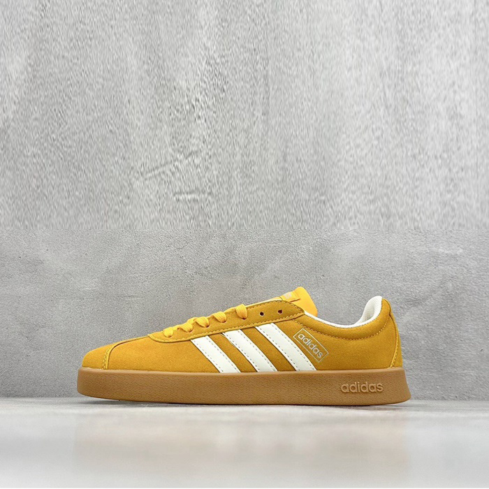 アディダスユニセックスクラシックスニーカーs1785