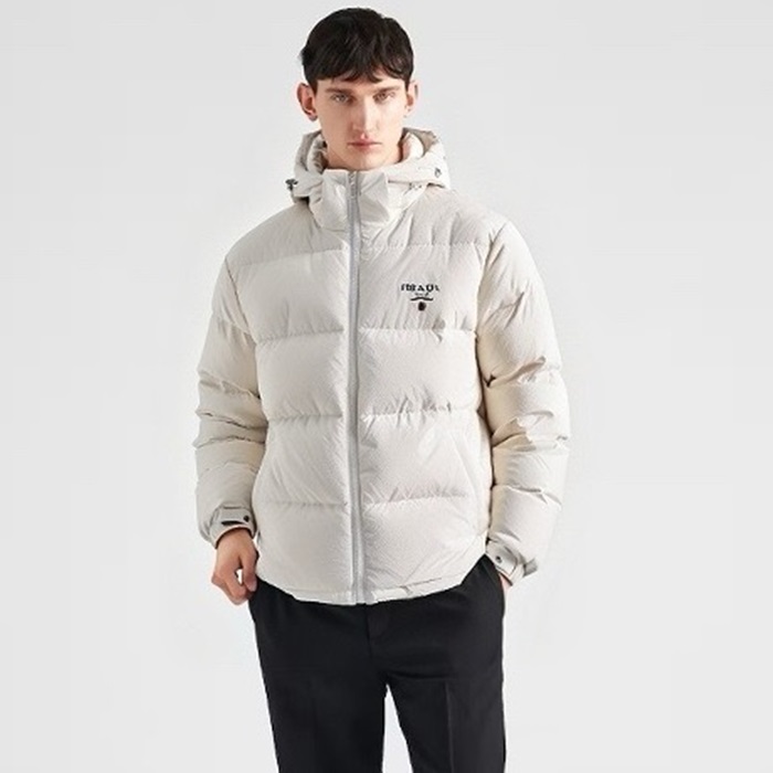 プラダメンズダウンパディングc4490