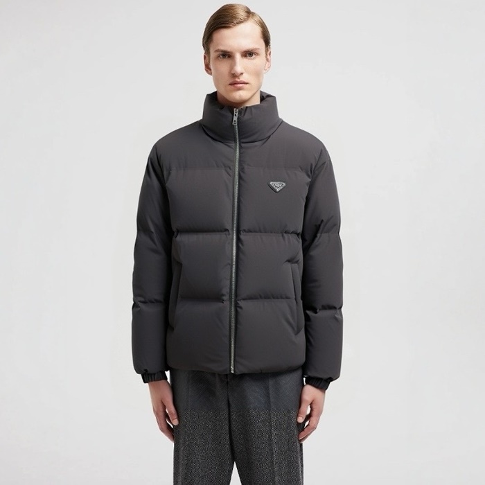 プラダメンズダウンパディングc4527