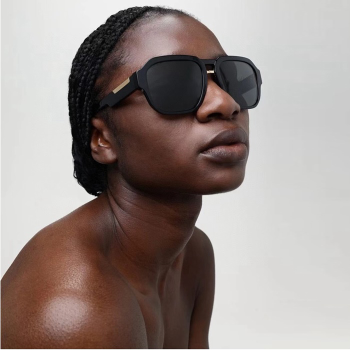 ドルチェ＆ガッバーナレディースイニシャルサングラスc2751