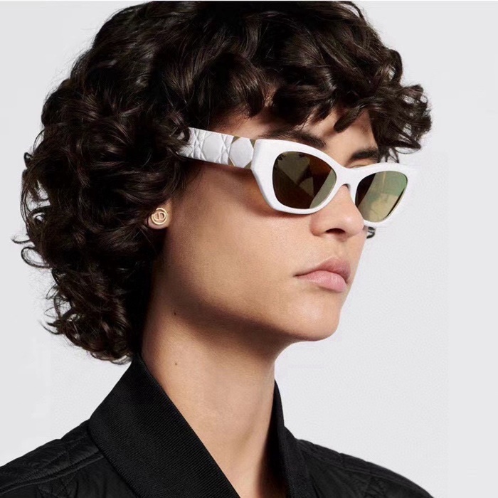 ディオールレディースイニシャルサングラスc2935