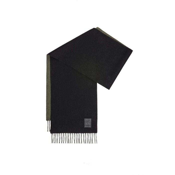 ロエベユニセックスベーシックマフラーc3013