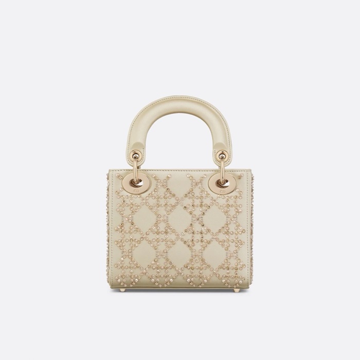 ディオールレディースミニレディバッグb4739