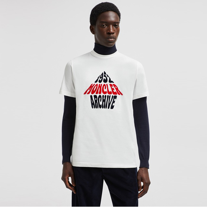 モンクレールメンズラウンド半袖Tシャツc4768