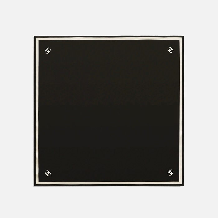 シャネルレディースブラックニットc3090