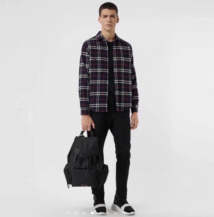 バーバリーメンズクラシックバックパックb4779