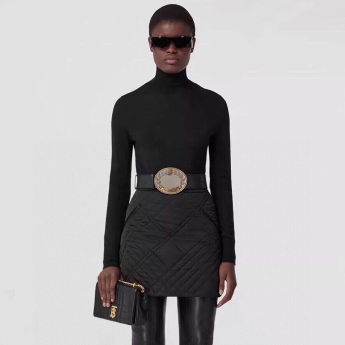 バーバリーレディースチェーンフリップバッグb4798