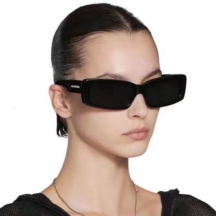 バレンシアガレディースイニシャルサングラスc3207