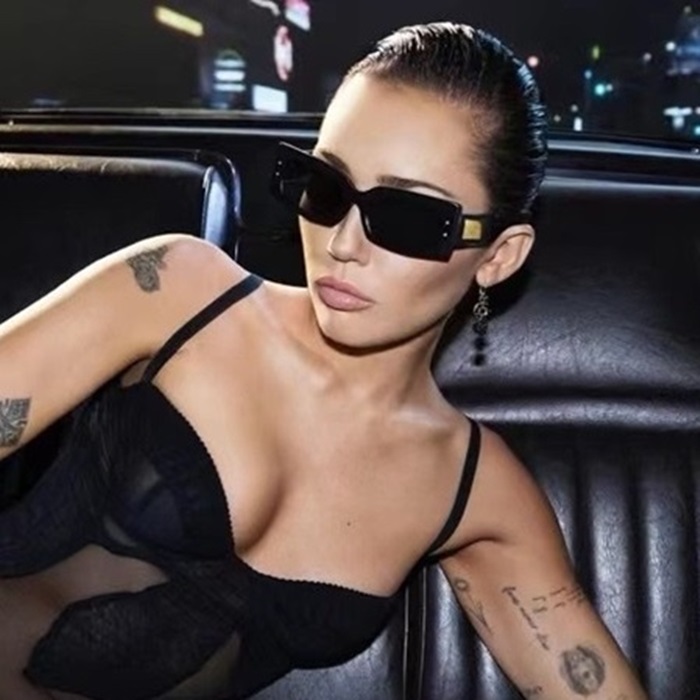 ドルチェ＆ガッバーナレディースイニシャルサングラスc3550