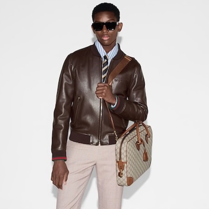 グッチメンズエンブレムブリーフケースb4855