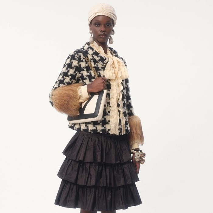 ヴァレンティノレディース-ロゴシグネチャショルダーバッグb4910