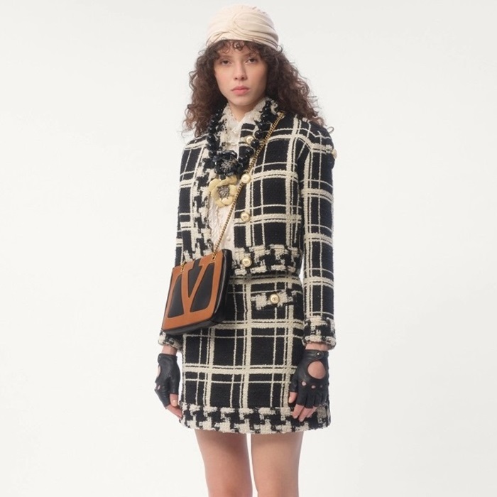 ヴァレンティノレディース-ロゴシグネチャショルダーバッグb4911