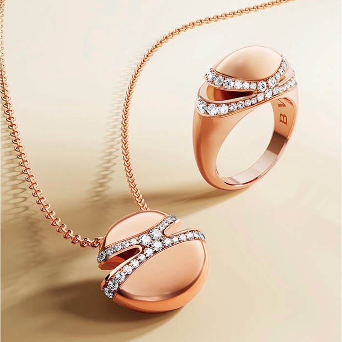 ブルガリレディースゴールドネックレスc3716