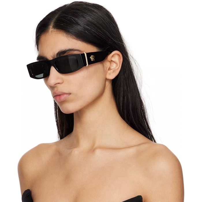 ヴェルサーチェレディースイニシャルサングラスc3835