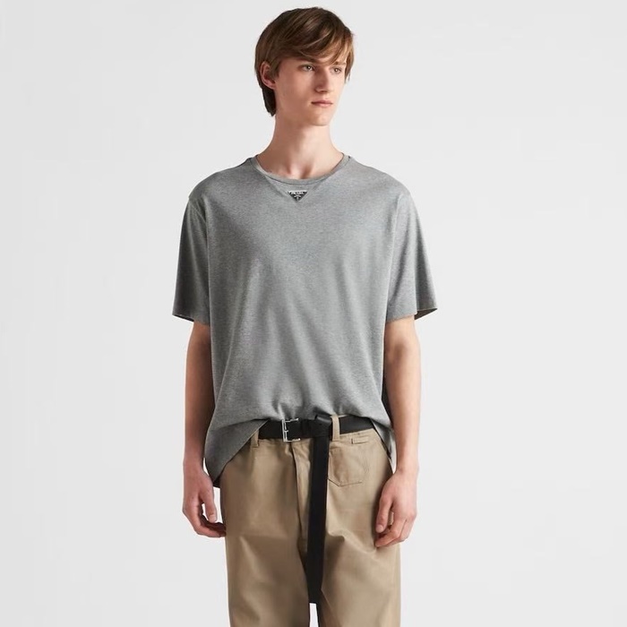 プラダメンズラウンド半袖Tシャツc5222