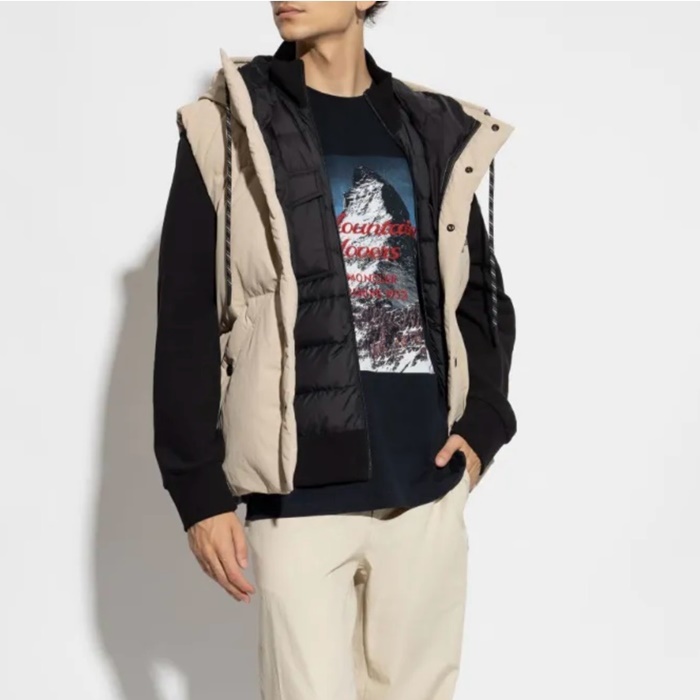 モンクレールメンズラウンド半袖Tシャツc5226