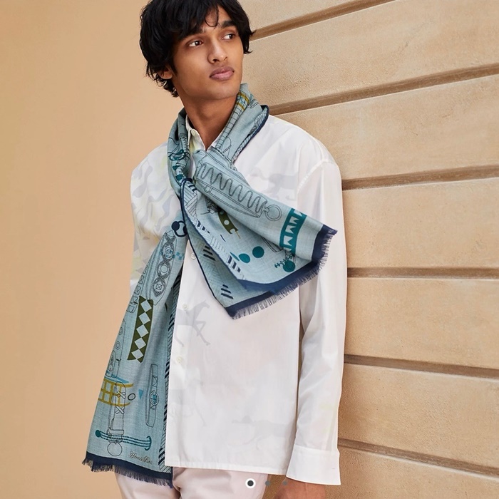 エルメスメンズシルクマフラーc4205