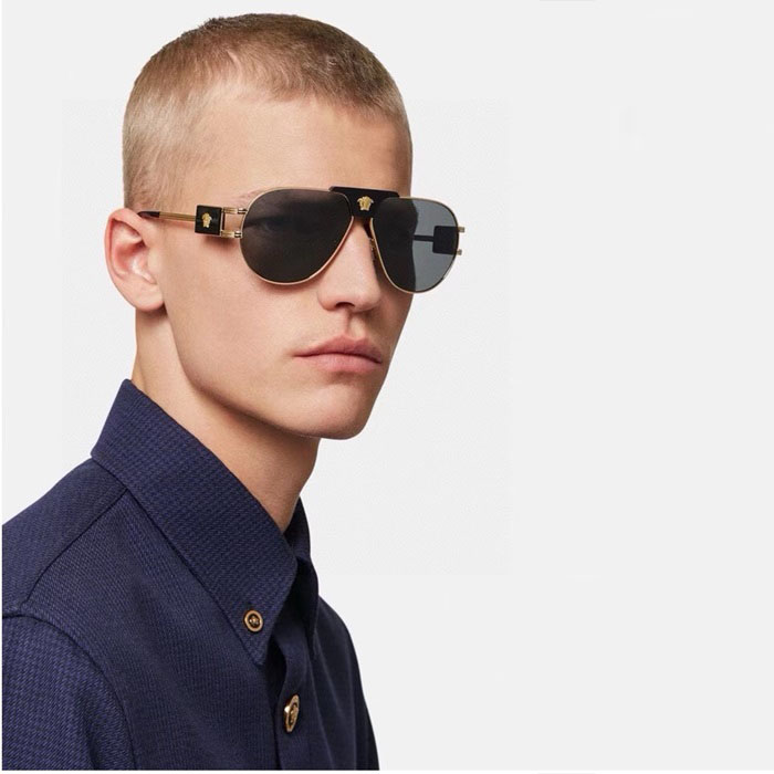 ヴェルサーチェメンズプレミアムメタルフレームサングラスc4216