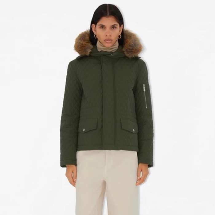 バーバリーレディースダウンジャケットc5801