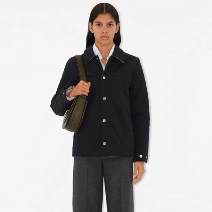 バーバリーレディース両面ダウンジャケットc5813