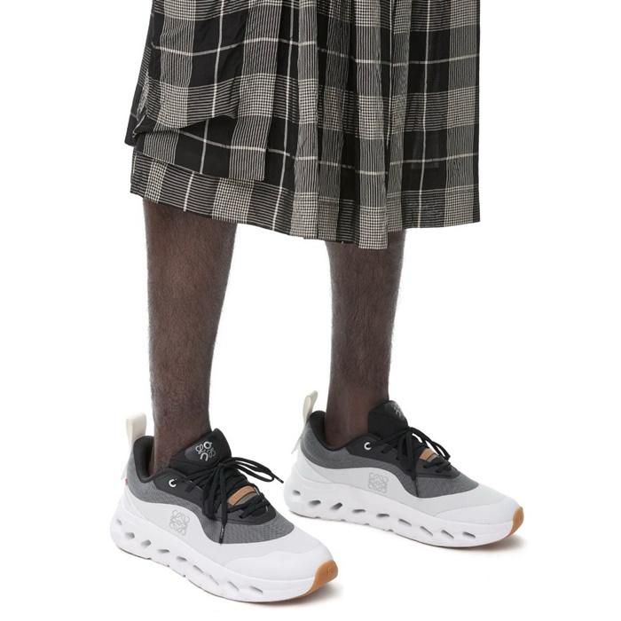 ロエベxオンランニングシューズユニセックスクラウドティルト2.0スニーカー2.0s5603