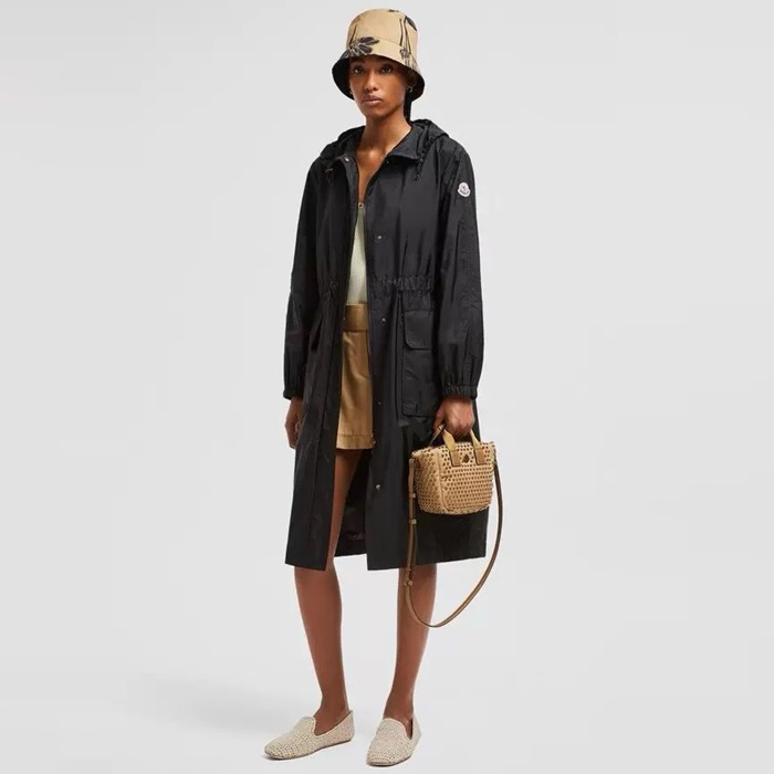 モンクレールレディースウィンドブレーカージャケットc6176