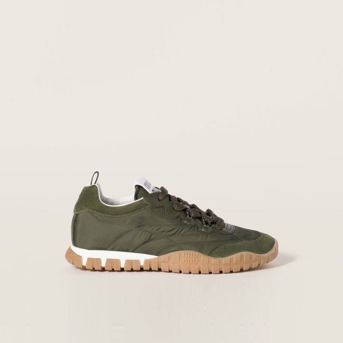 ミュウミュウレディースタイヤテクニカルスニーカーs5656