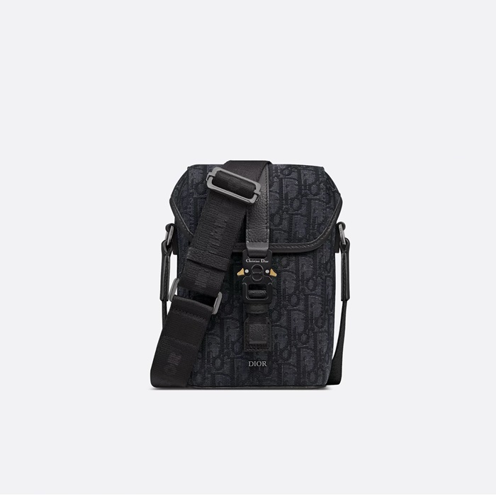 ディオールメンズミニフラップヴァーティカルストラップバッグb5502