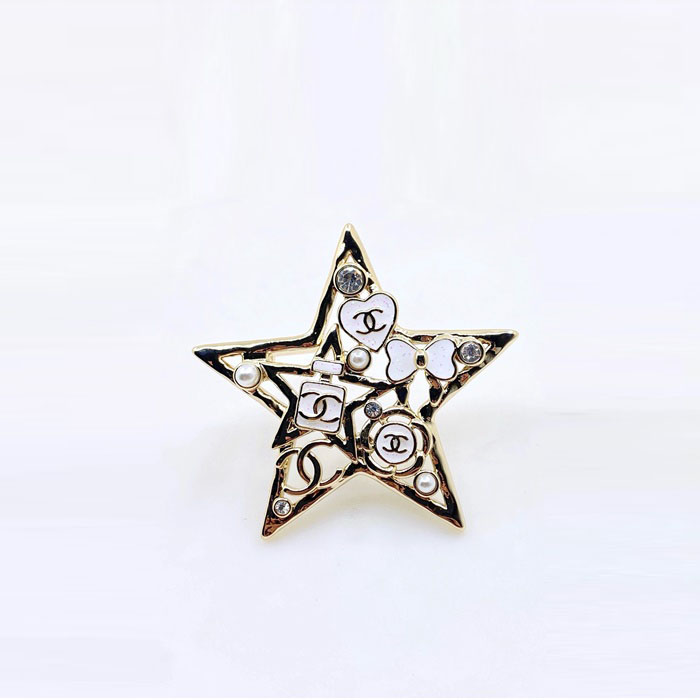 シャネルレディースゴールドブローチc5452