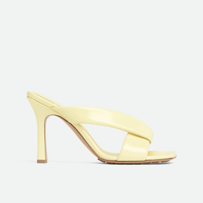 ボッテガヴェネタレディースリヴァミュールs5722