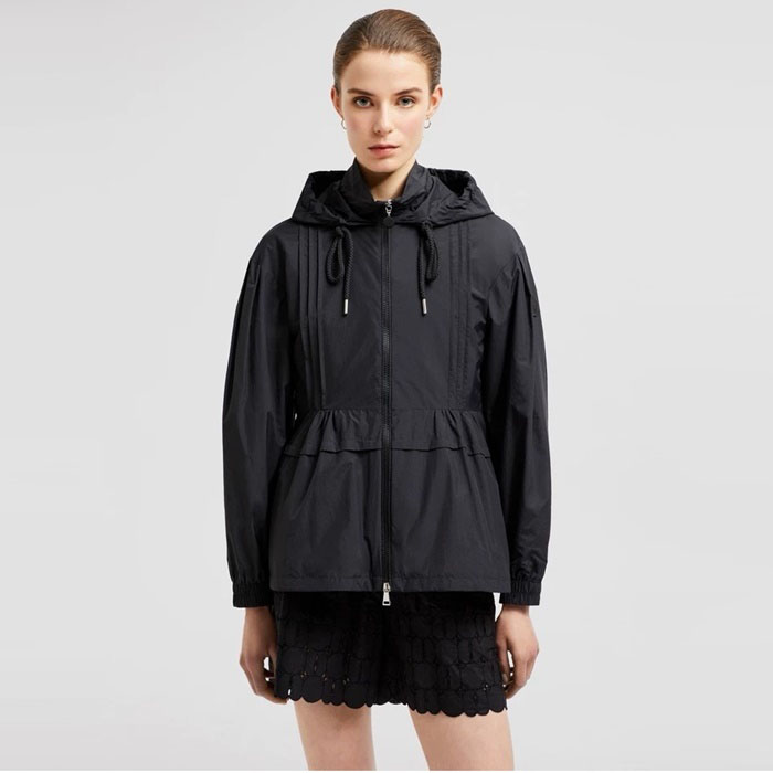 モンクレールレディースショートジャケットc6702