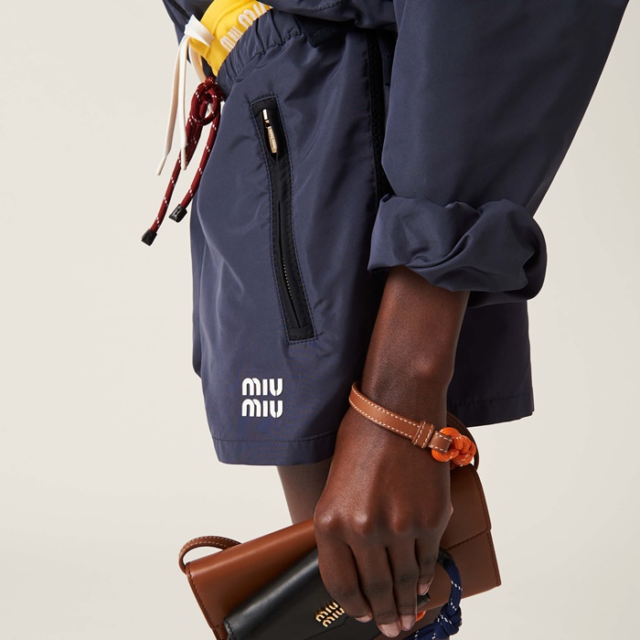 ミュウミュウレディースカジュアルショートパンツc6766