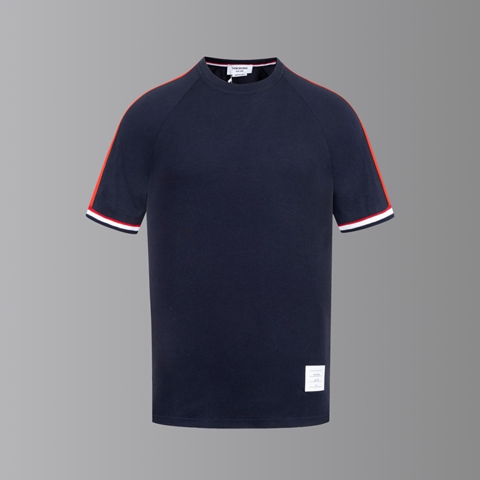 トムブラウンメンズラウンド半袖Tシャツc6784
