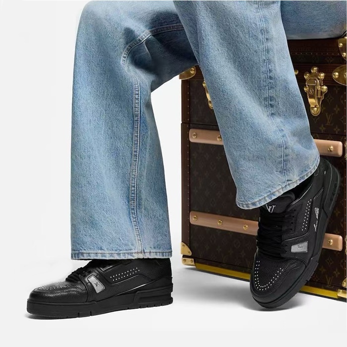 ルイヴィトンユニセックストレーナースニーカーs5887