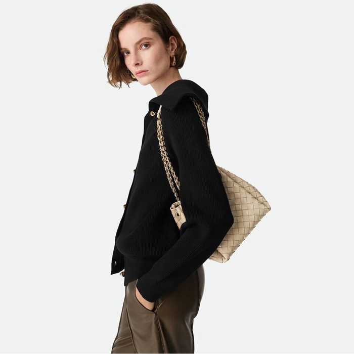 ボッテガヴェネタレディーススモールチェーンバッグb5785