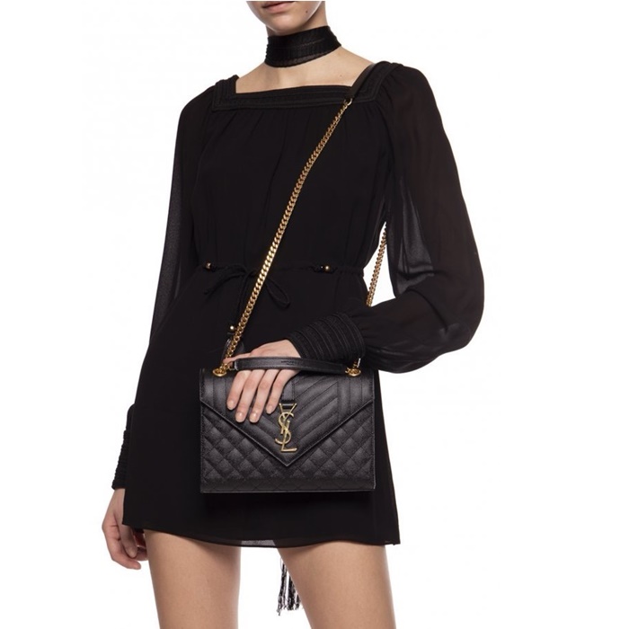 サンローランレディースチェーンバッグb6026