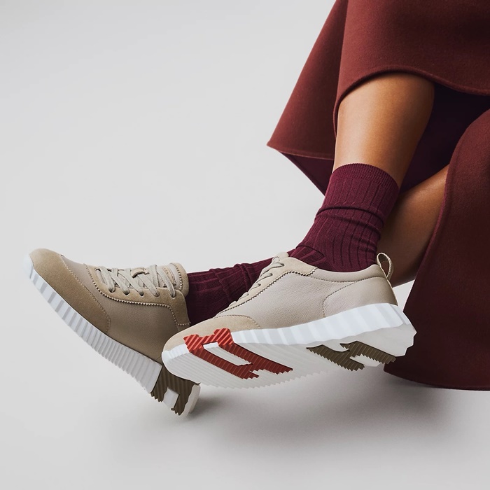 エルメスユニセックスバウンシングスニーカーs6297