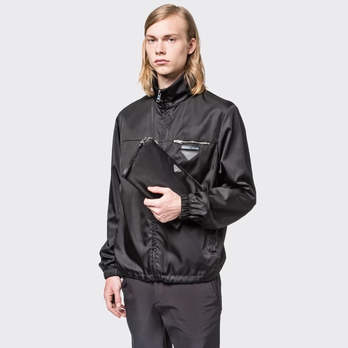 プラダメンズリナイロンサフィアーノレザーパウチ2H006b7750