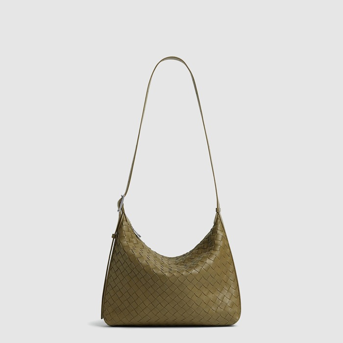 ボッテガヴェネタメンズスモールトラベルバッグb7821