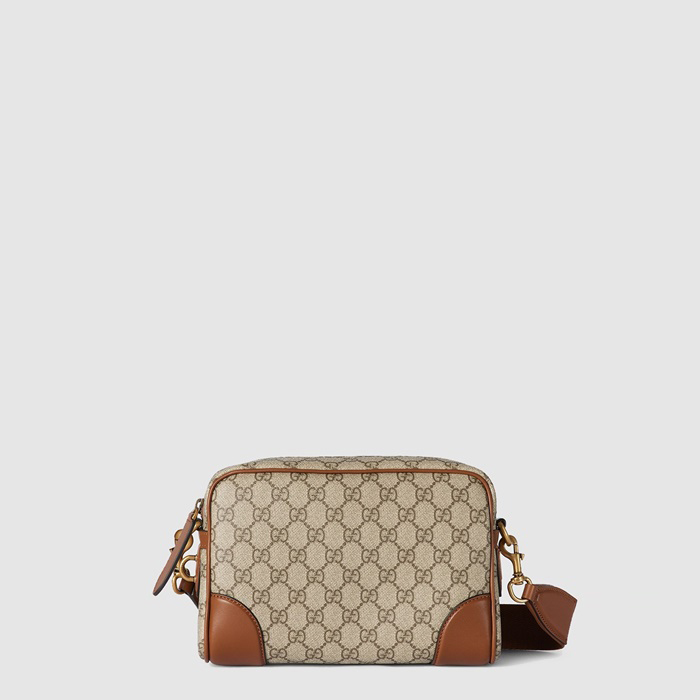 グッチメンズエンブレムスモールクロスバッグb8038