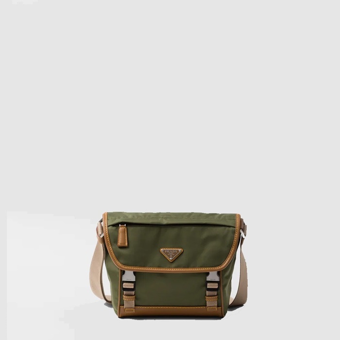 プラダメンズリナイロンメッセンジャーバッグ2D066b9098
