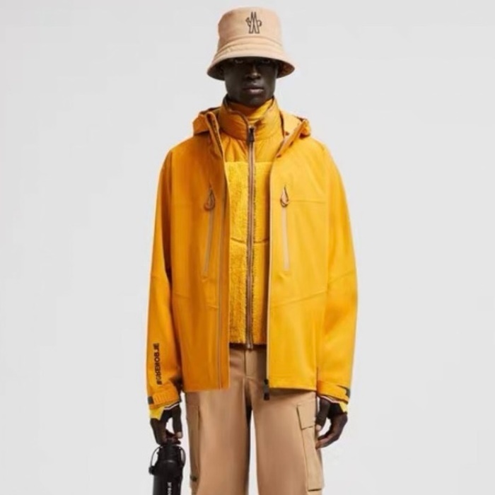 モンクレールメンズウィンドブレーカージャケットc8025