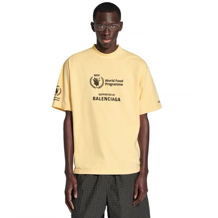 バレンシアガメンズラウンド半袖Tシャツc8142