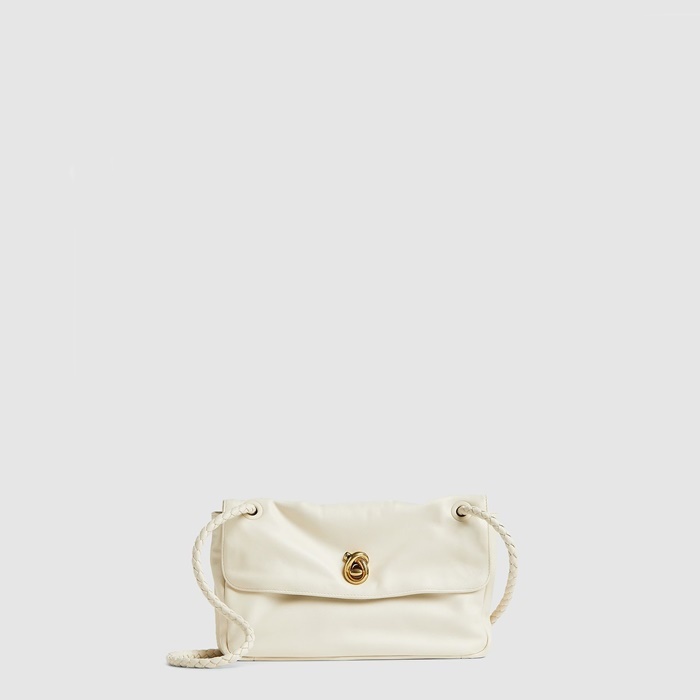 ボッテガヴェネタレディースマディソンb9463