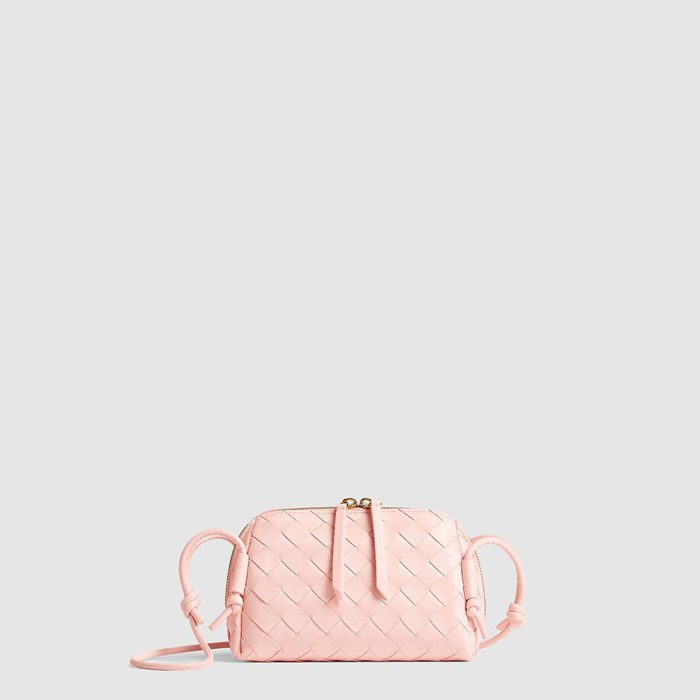 ボッテガヴェネタレディースコンサートパウチb9530