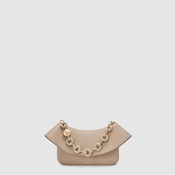 ロエベレディースミディアムオラバッグb11055