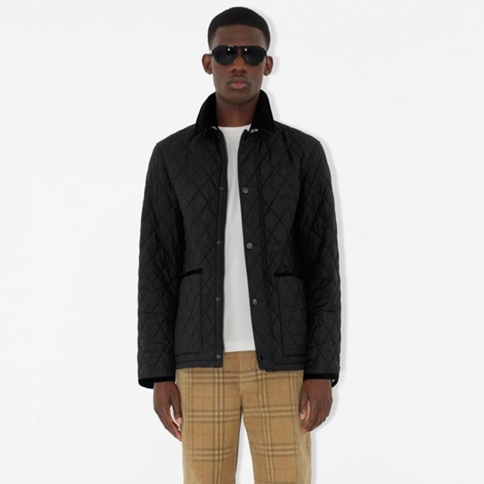 バーバリーメンズダウンジャケットc8682